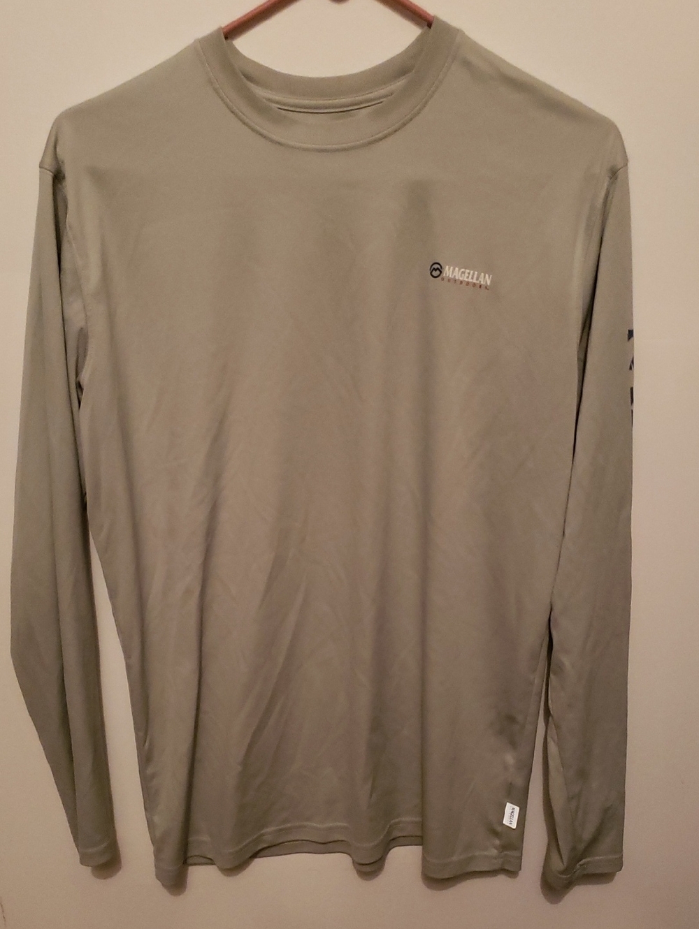 Magellan Outdoors Men’s Long-Sleeve Crew Shirt - Gray
